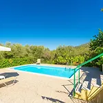 Villa Russa Alekos Trapezaki (Kefalonia)