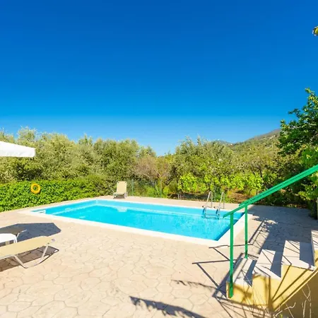 Villa Russa Alekos Trapezaki (Kefalonia)